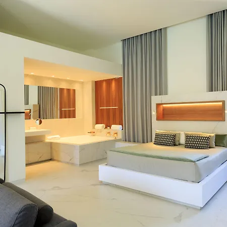 Centre Nautique 5* Bonifacio (Corsica)