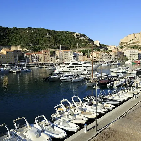Centre Nautique Hotel 5*