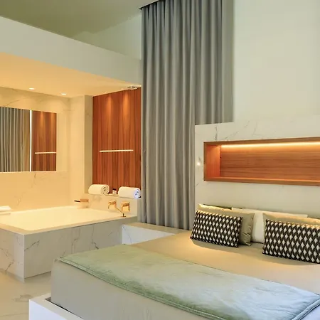 Hotel Centre Nautique 5*
