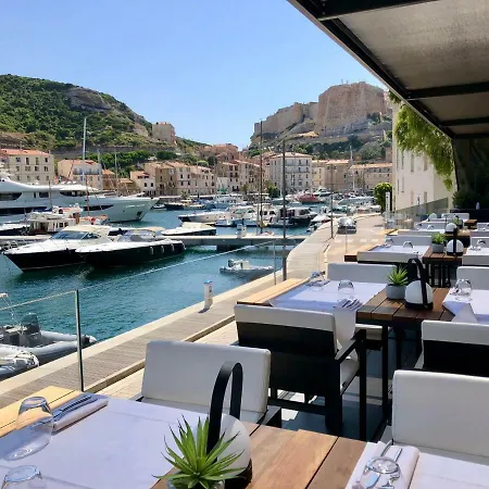 Centre Nautique Hotel 5*