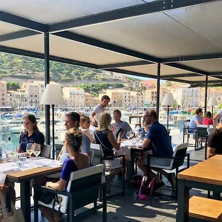 Centre Nautique Ξενοδοχείο 5*