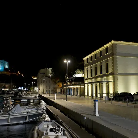 Centre Nautique 5* Bonifacio (Corsica)
