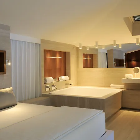 Centre Nautique Hotel Bonifacio (Corsica)