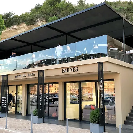 酒店 Centre Nautique 5*