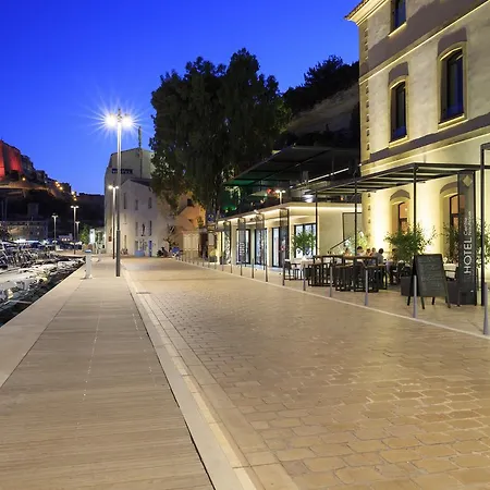 Hotel Centre Nautique 5*