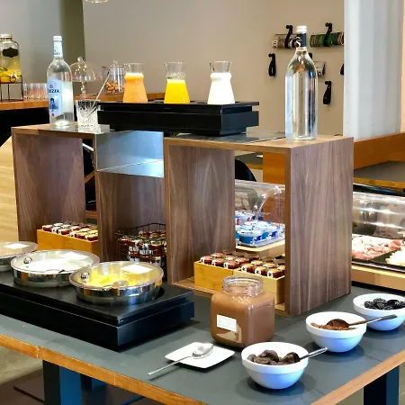 Centre Nautique Hotel Bonifacio (Corsica)