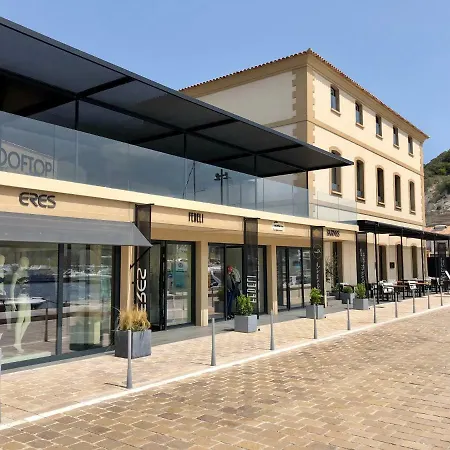 Centre Nautique 5* Bonifacio (Corsica)