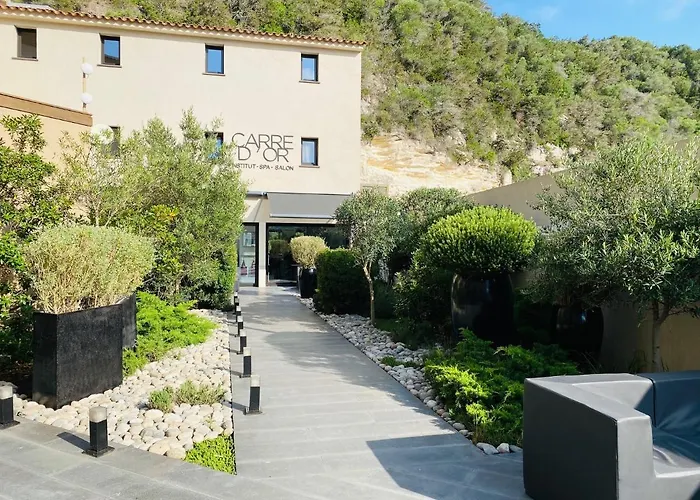 Centre Nautique 5* Bonifacio (Corsica)