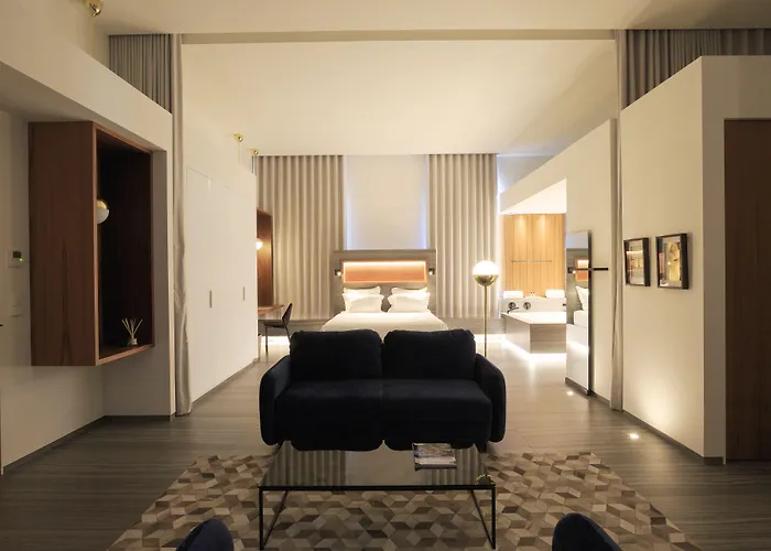 Centre Nautique Hotel Bonifacio (Corsica)