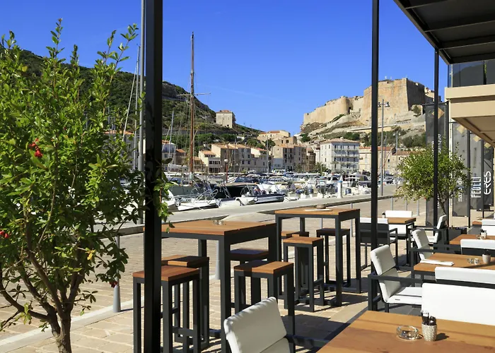 Hotel Centre Nautique 5*