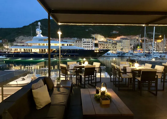 Centre Nautique Hotel 5*