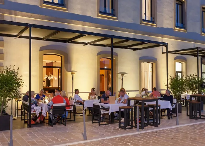 Hotel Centre Nautique 5*